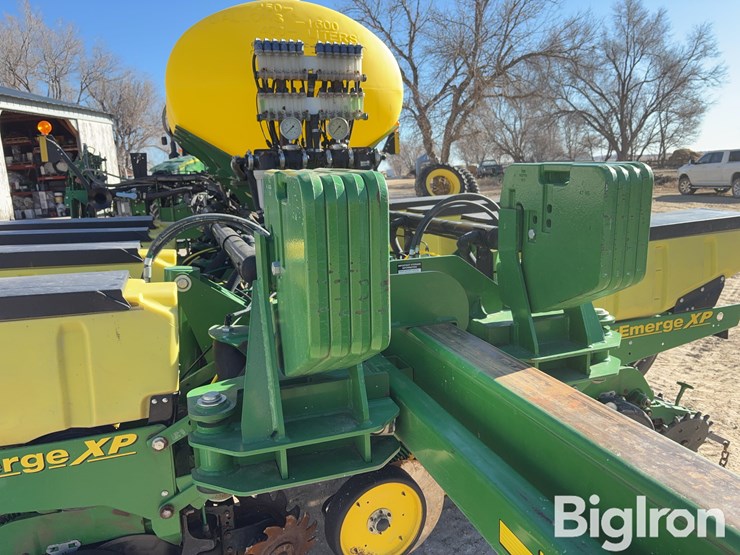 2013-john-deere-1770nt-image-14