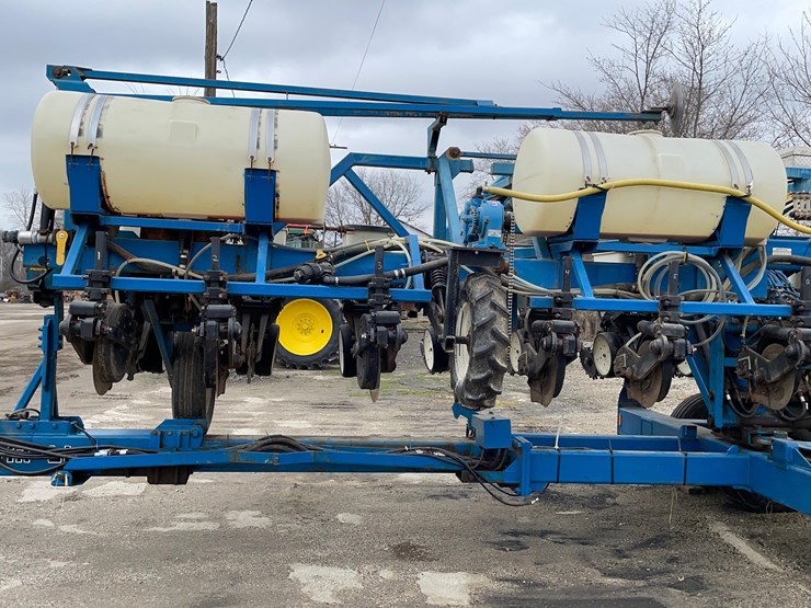 tag-#67,-kinze-12x30-image-5