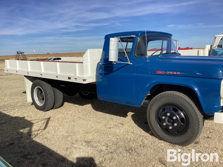 1960-ford-f600-image-4