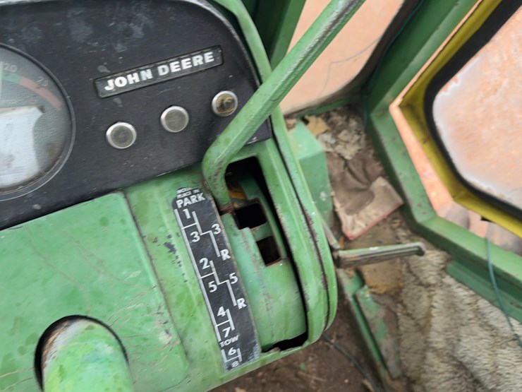 john-deere-4520-image-24