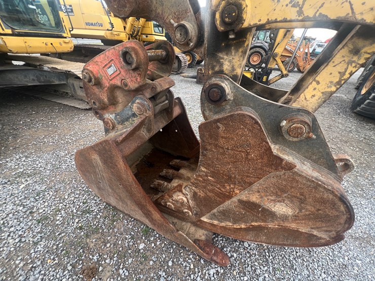 2011-komatsu-pc130-8-image-21