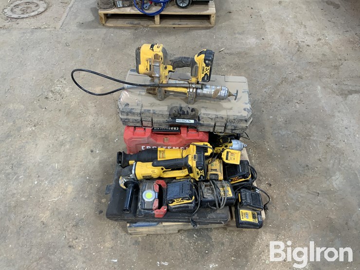 dewalt-hand-tools-&-supplies-image-2