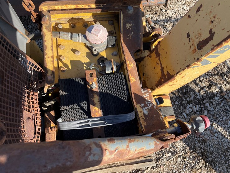 #6103-•-vibromax-at-45-heavy-duty-plate-compactor-image-9