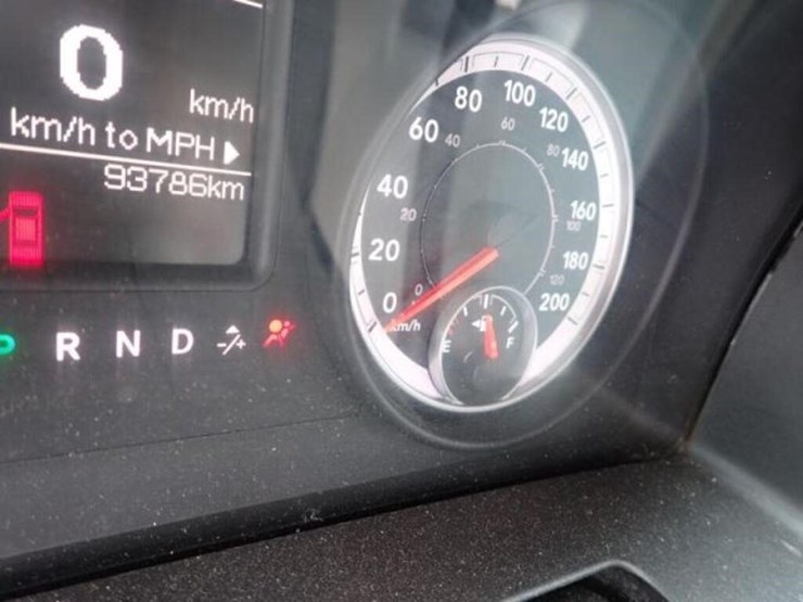 2013-dodge-ram-1500-image-13