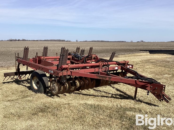 case-ih-6500-image-3