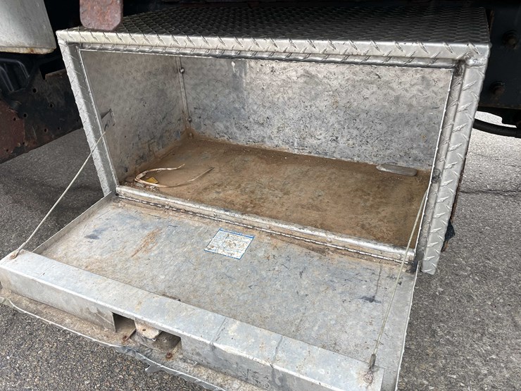 2006-ford-f650-xl-image-95