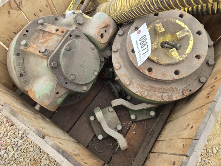 john-deere-5830-image-2