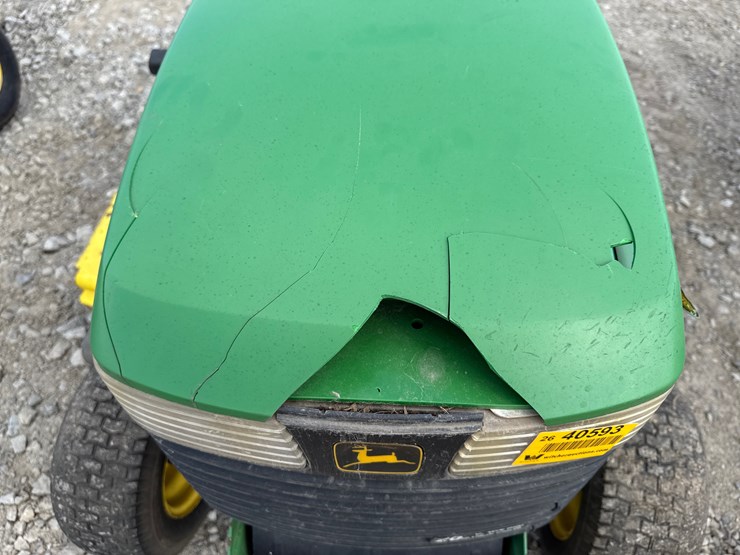 john-deere-340-image-15