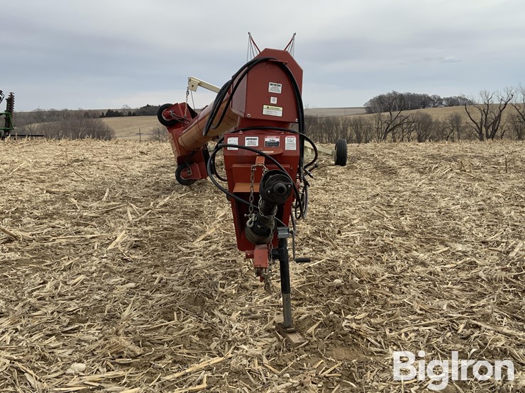 buhler-farm-king-y1385-image-2