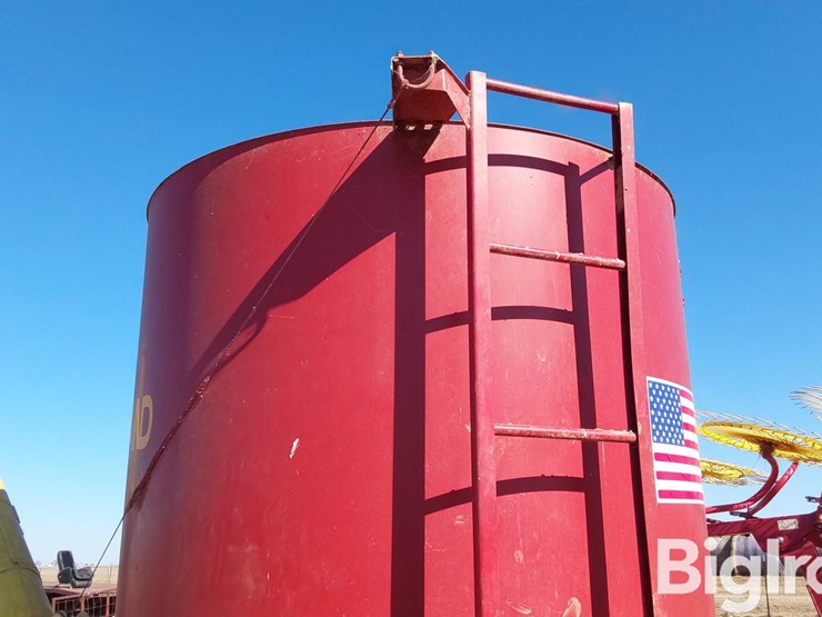 new-holland-351-image-18