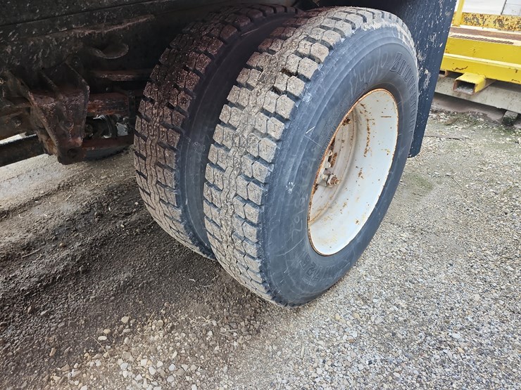 1989-case-ih-4700-image-6