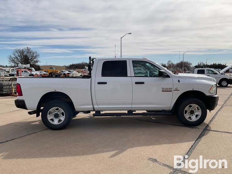 2017-dodge-2500-image-4