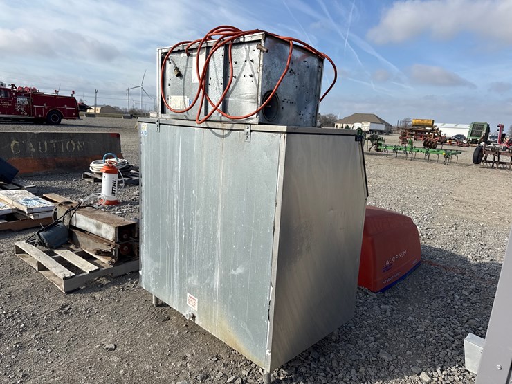 #4258-•-inop-ice-maker-inv#-37502-image-3