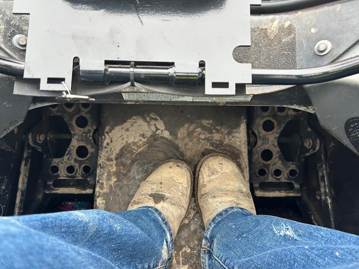 2023-bobcat-s740-image-20