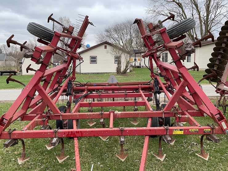 case-ih-4600-image-14