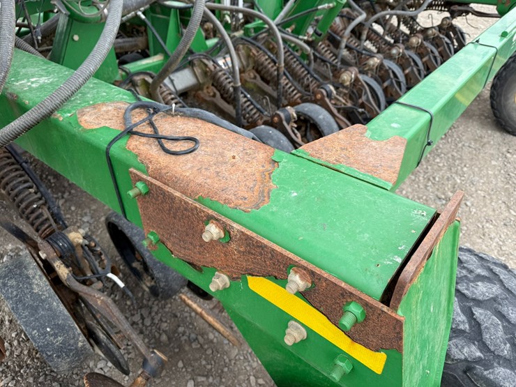 john-deere-1890-image-8
