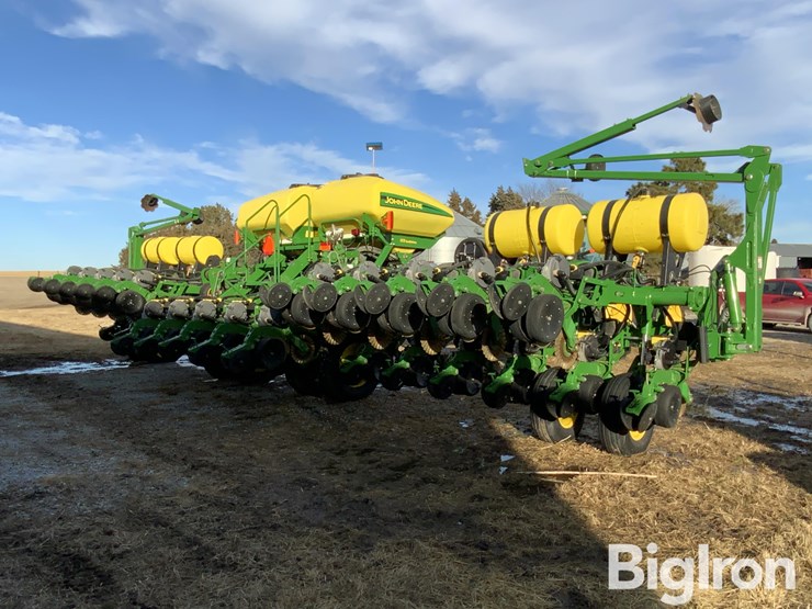 2006-john-deere-1790-ccs-image-5