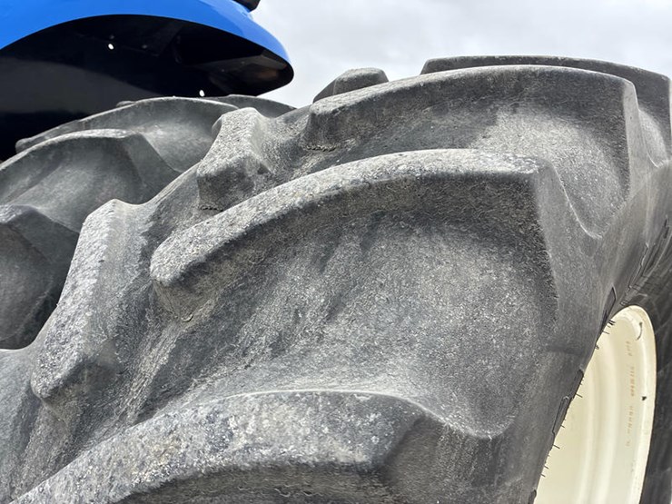 2013-new-holland-t9.505-image-55