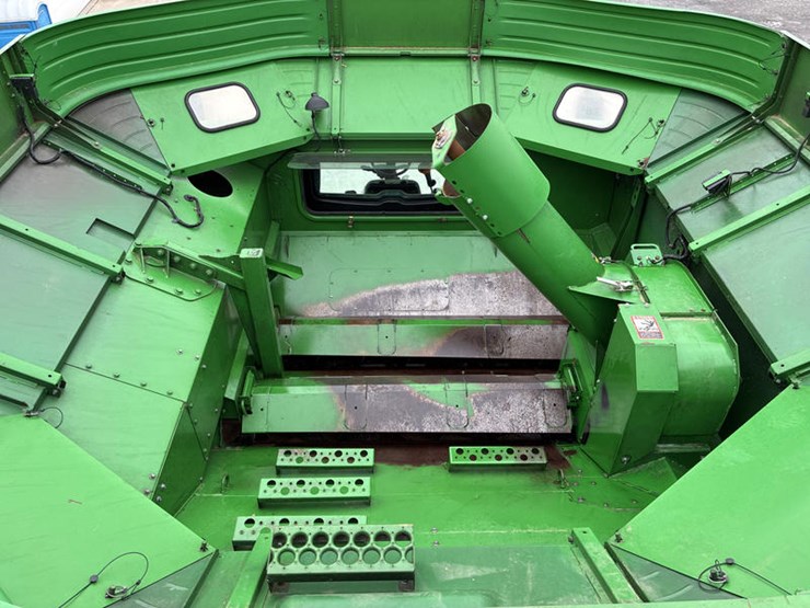 2014-john-deere-s660-image-89