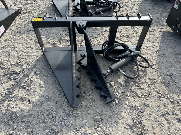 #2042-•-unused-jtc-skid-steer-tree-puller-inv#-40711-image-1