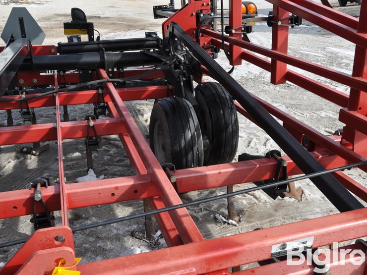 case-ih-200-image-17