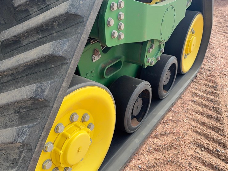 2019-john-deere-9620rx-track-tractor-image-27