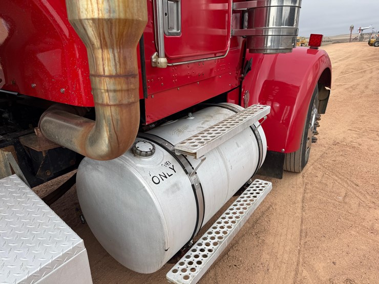 2000-kenworth-w900-image-24