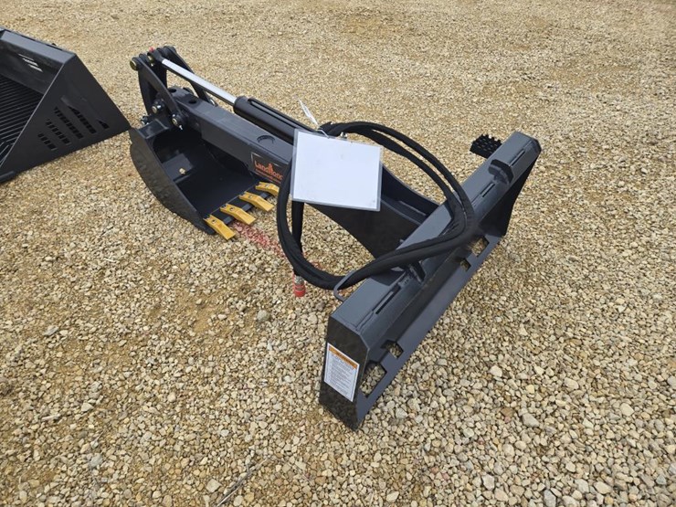 #8081-•-new-big-arm-backhoe-for-skid-steer-image-3