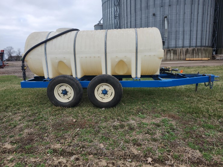tag-#51,-1000-gal-nurse-trailer-image-10
