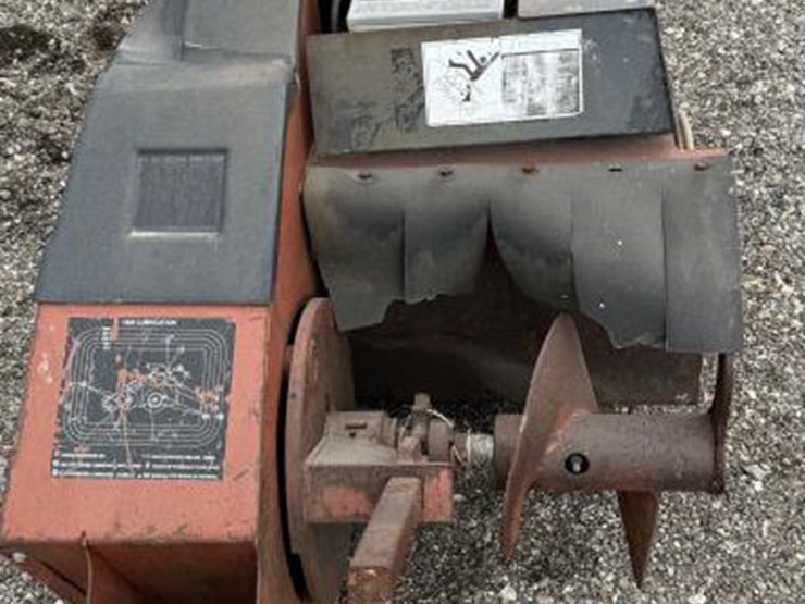 ditch-witch-1820-image-6