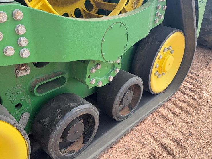 2019-john-deere-9620rx-track-tractor-image-24