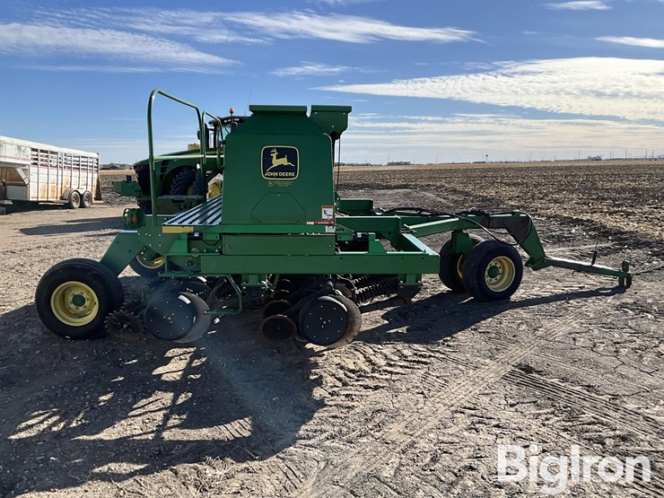 john-deere-1560-image-4