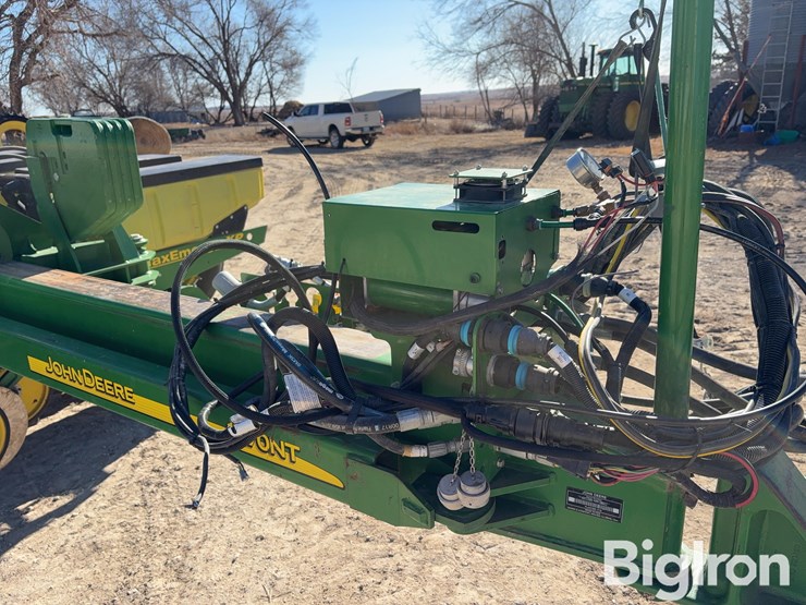 2013-john-deere-1770nt-image-12