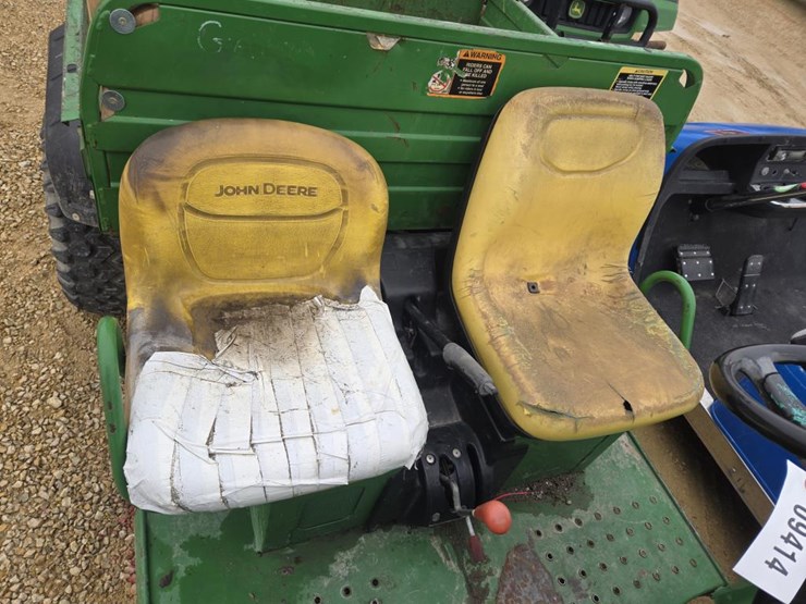 john-deere-gator-image-10