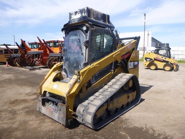 2015-caterpillar-299d2-image-1