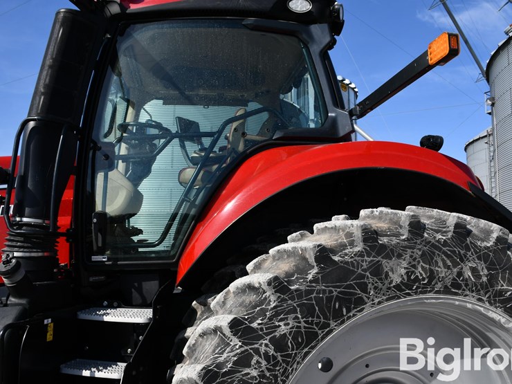 2021-case-ih-magnum-250-image-19