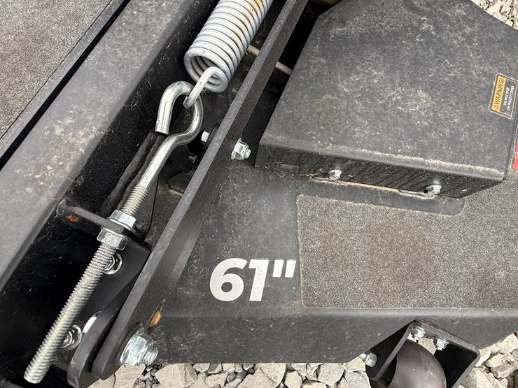 #8-•-unused-yakta-yxr320-61"-zero-turn-mower-198025-inv#-40695-image-18