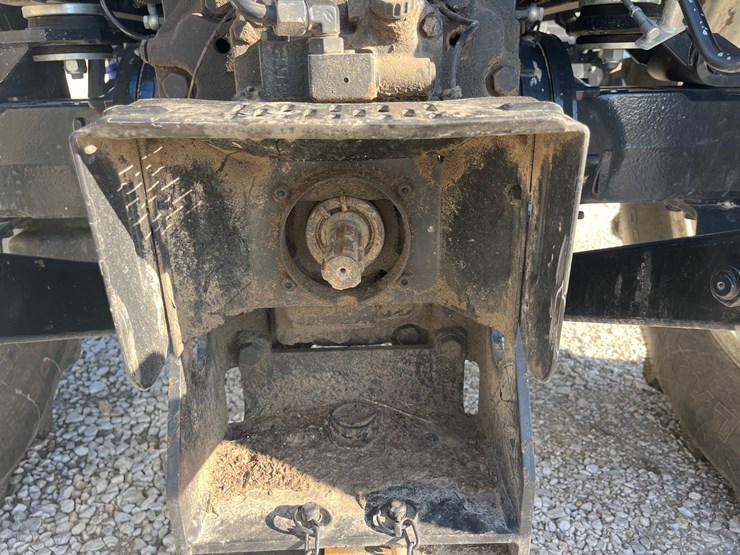 2023-new-holland-powerstar-110-image-10