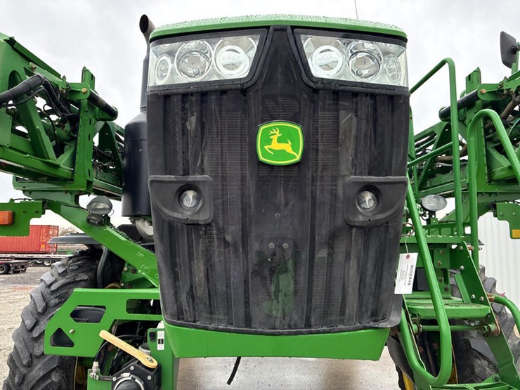 2015-john-deere-r4038-image-13