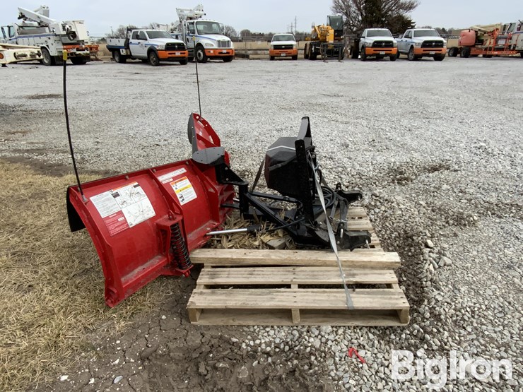 western-impact-6’-v-utv-snow-blade-image-8