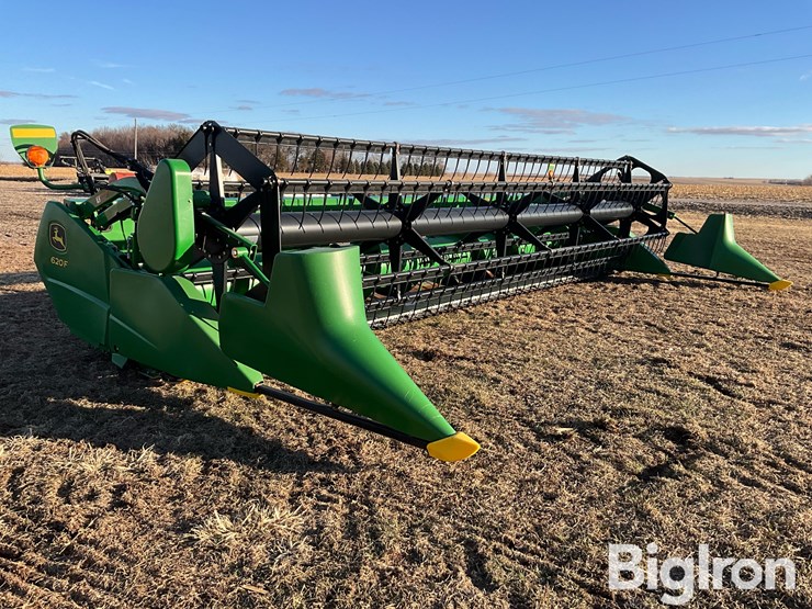 2011-john-deere-620f-image-3