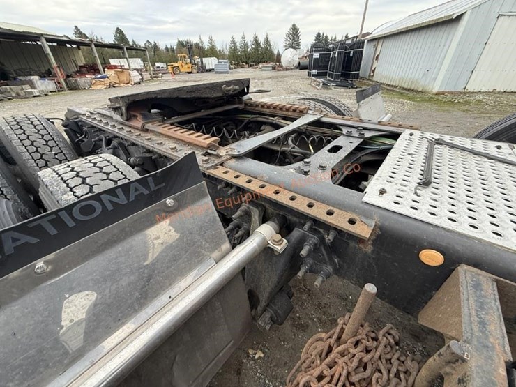 2017-international-prostar-image-55