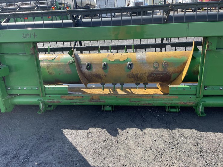 2014-john-deere-635f-image-10