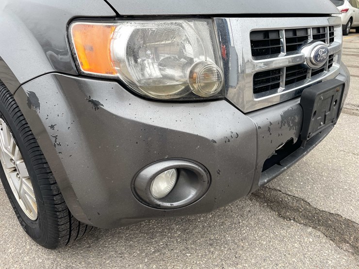 2011-ford-escape-image-14