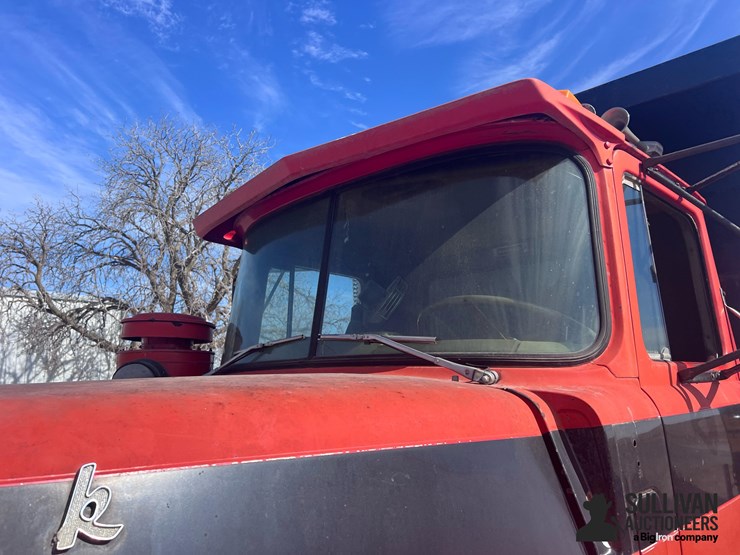 1981-mack-r686st-image-17