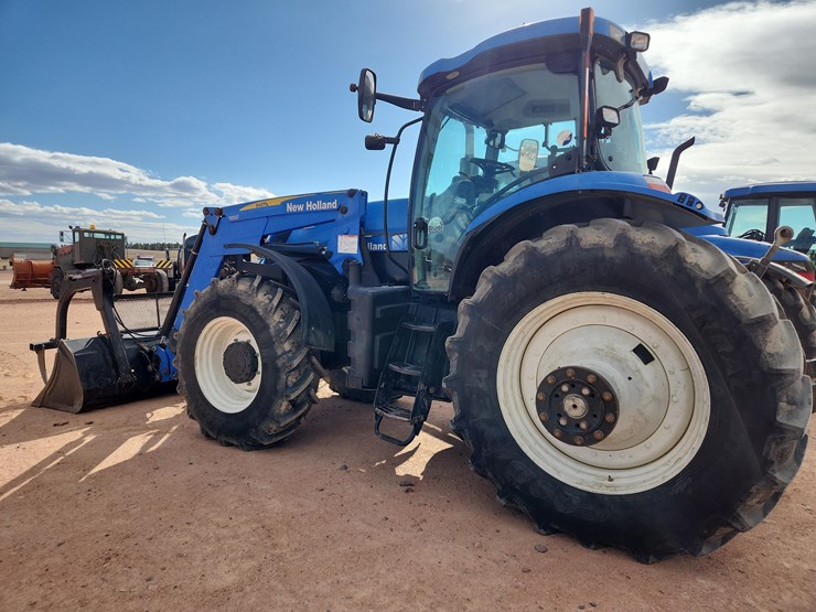 2010-new-holland-t7050-image-6