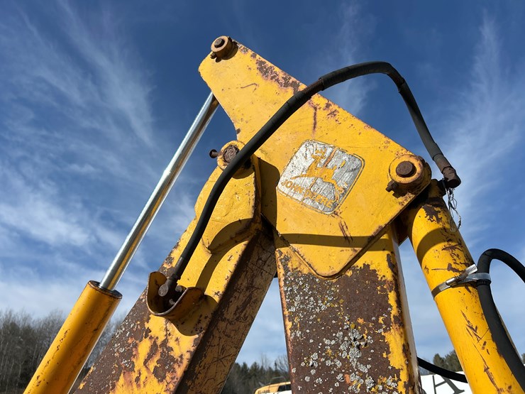 john-deere-350-image-40