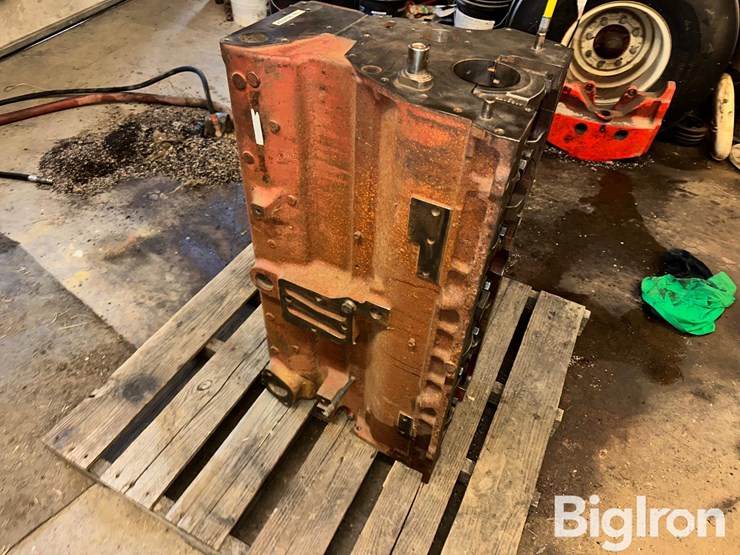 allis-chalmers-3500-image-3