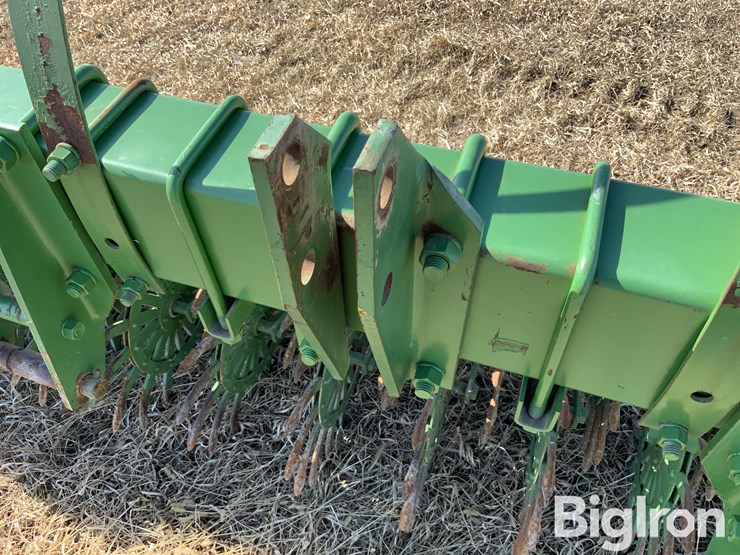 john-deere-e0400-rotary-hoe-image-16