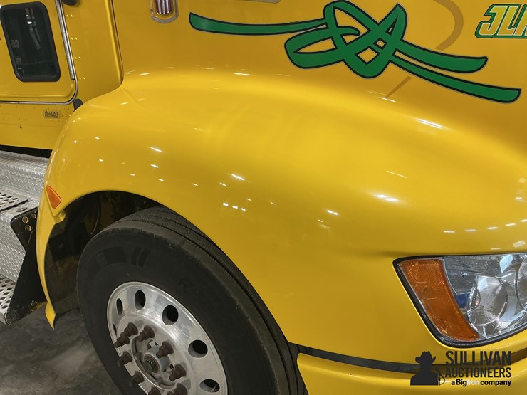 2012-kenworth-t660-image-14